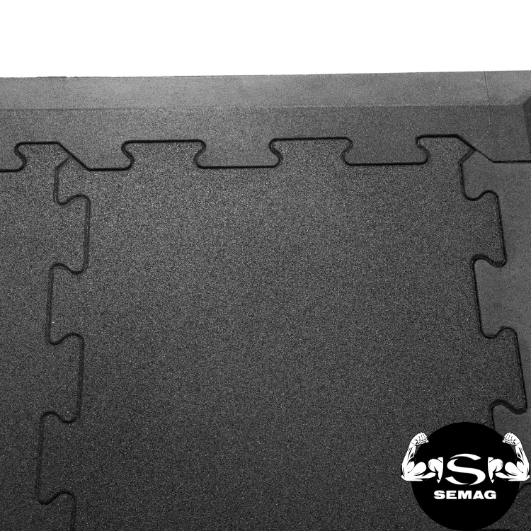 FP CZARNE Z OGRA.png