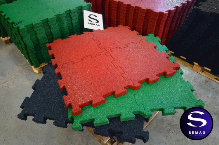 PUZZEL PŁYTA gumowa PLAC ZABAW sbr czarna zielona czerwona.png